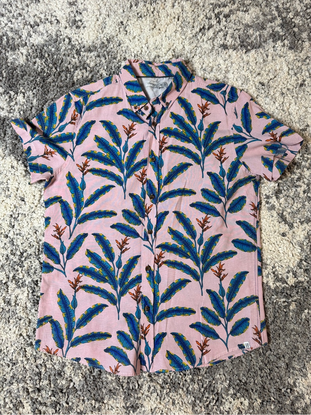 Sovereign Code, Men's Pink Tropical Print Short-Sleeve Button Down Shirt, Large